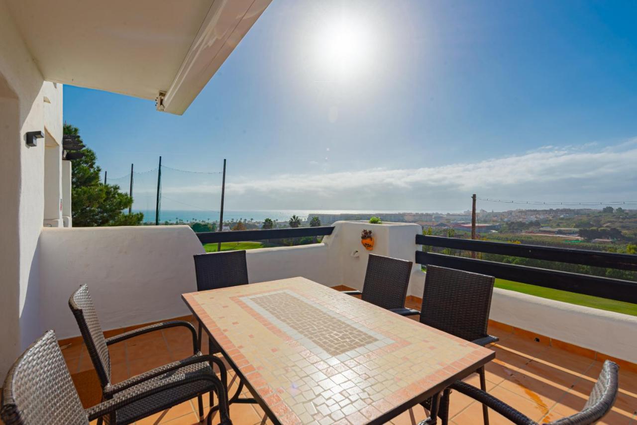 Lotus 2401 - Beautiful Apartment With Pool & Sea View カサーレス エクステリア 写真