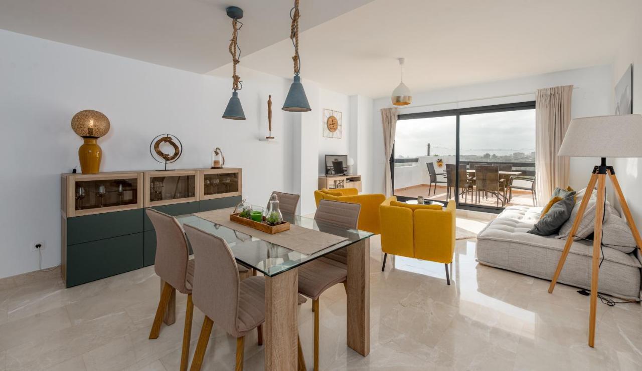 Lotus 2401 - Beautiful Apartment With Pool & Sea View カサーレス エクステリア 写真