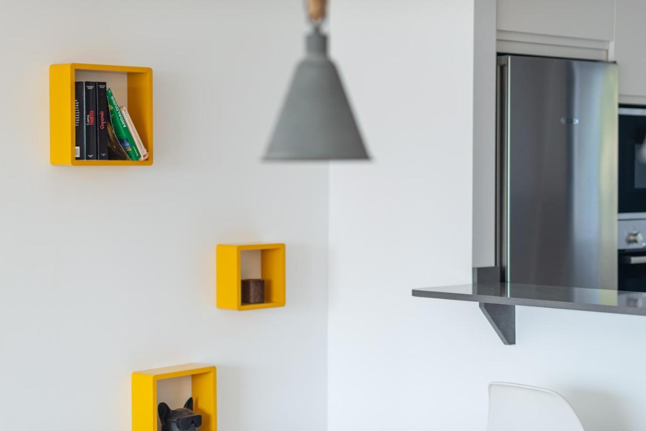 Lotus 2401 - Beautiful Apartment With Pool & Sea View カサーレス エクステリア 写真