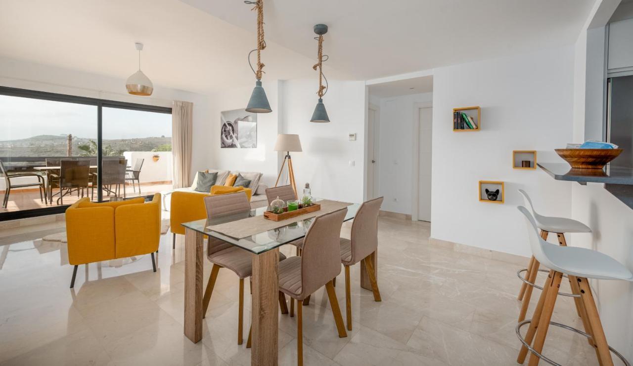 Lotus 2401 - Beautiful Apartment With Pool & Sea View カサーレス エクステリア 写真