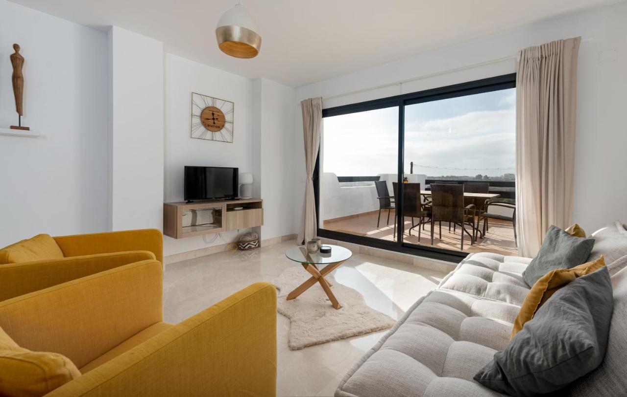 Lotus 2401 - Beautiful Apartment With Pool & Sea View カサーレス エクステリア 写真